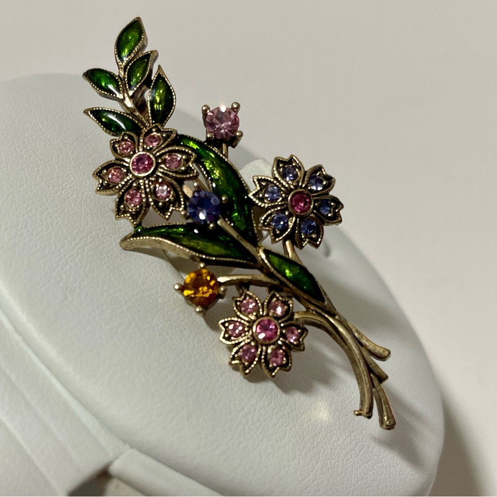 Trifari Floral Motif Brooch Colored Stones Circa 1950s Vintage Flower Bouquet - Picture 8 of 10